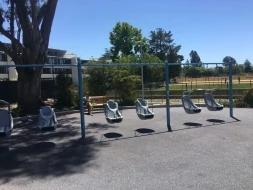 Качели со специальными креслами для детей с ПОДА Качели со специальными креслами для детей с ПОДА