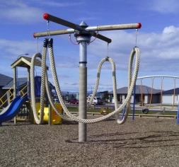 Качели-карусели Бушмейстер, фото 1 Качели-карусели Бушмейстер, фото 1