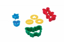 Юный кондитер