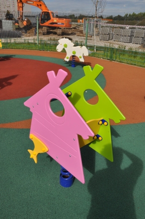 Качалка на пружине Избушка 04045 для детской площадки, фото 3