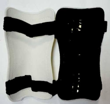 Щитки футбольные арт.0564 (средние)