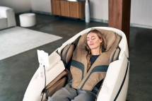 Массажное кресло с искусственным интеллектом Skyliner 3, бежевое
