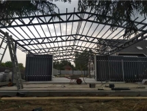 Двускатный навес с металлочерепицей Двускатный навес с металлочерепицей