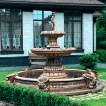 Дворцовый фонтан с Афродитой