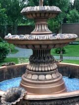 Дворцовый фонтан с Афродитой