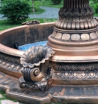 Дворцовый фонтан с Афродитой