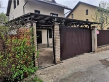 Односкатный навес на четырех опорах Односкатный навес на четырех опорах