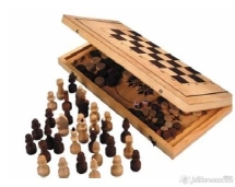 ﻿Игра 3 в 1-  Шахматы+шашки+нарды (Россия)