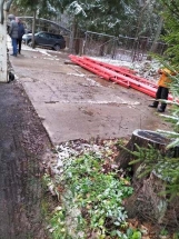 Двускатный навес с сотовым поликарбонатом Двускатный навес с сотовым поликарбонатом