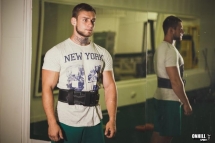 Пояс для пауэрлифтинга 100 мм, со скобой, трехслойный Пояс для пауэрлифтинга 100 мм, со скобой, трехслойный