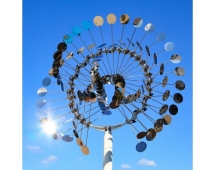 Скульптура из нержавеющей стали Бриз Малый размер, трубчатое основание из нержавеющей стали