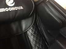 Массажное кресло Ergonova Catapult L-Track Edition