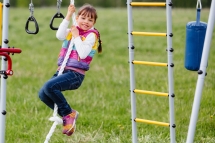Детский спортивный комплекс для дачи ROMANA Fitness (цепные качели) Детский спортивный комплекс для дачи ROMANA Fitness (цепные качели)