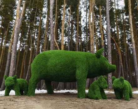 Топиари композиция Поросята мама и детки (4 шт) - газон Eco, фото 2