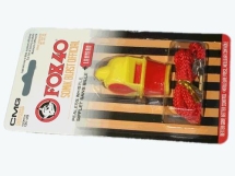 Свисток для футбольного судьи.